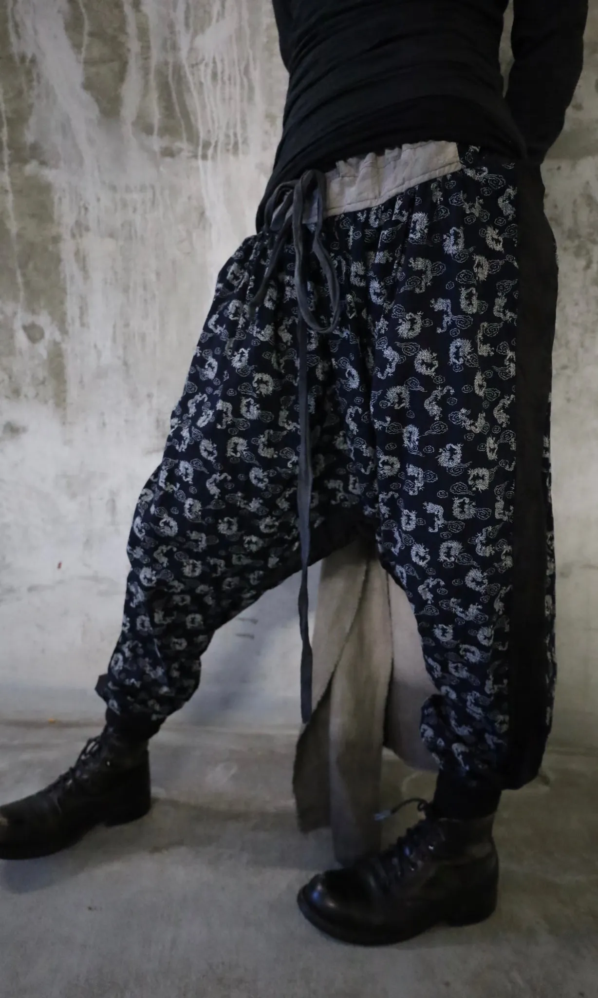 EXAGGERATED LOOSE FIT JAPANESE COTTON PANTS