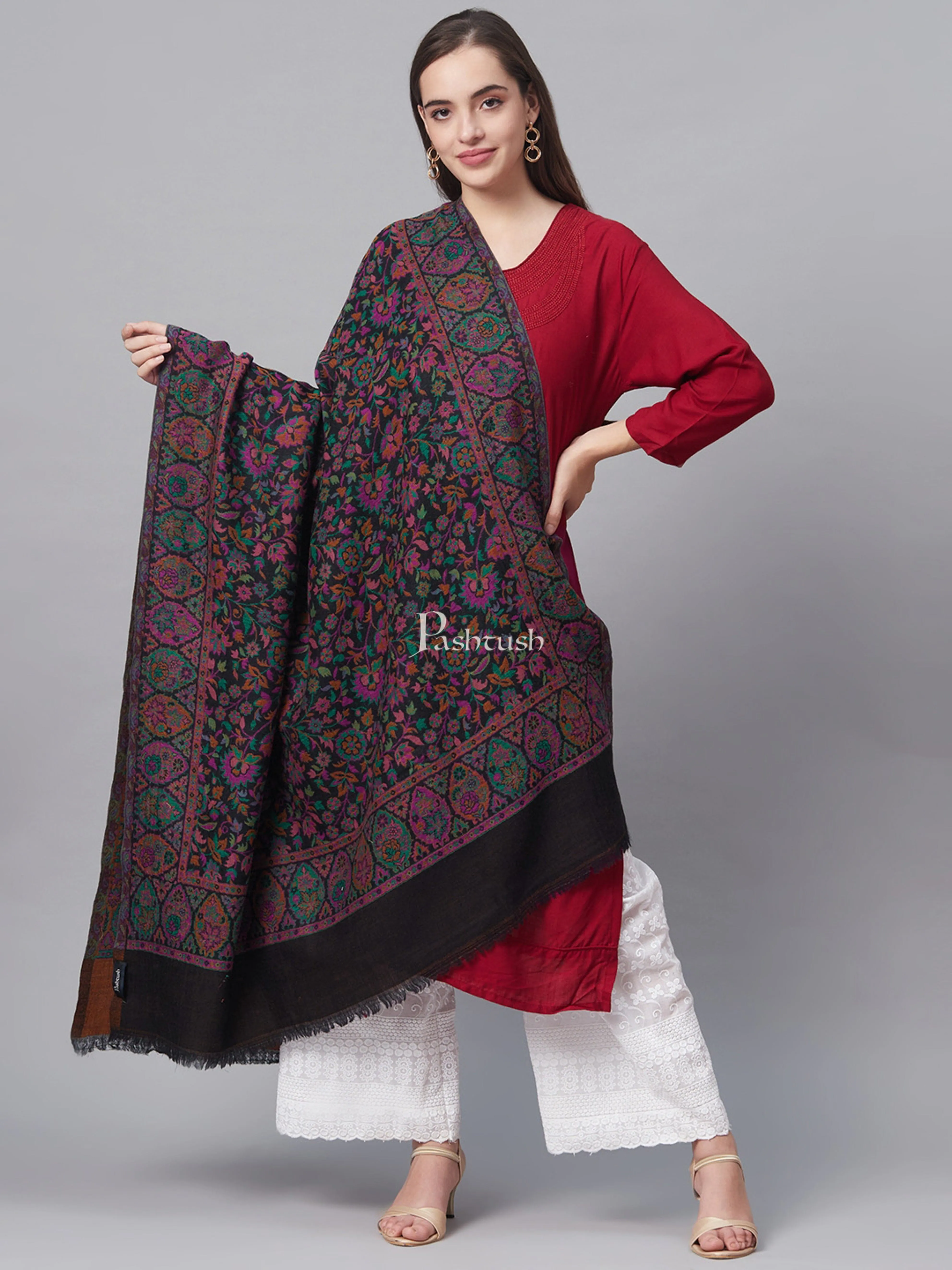 Pashtush His And Her Set Of 100% Pure Wool Shawls With Wooden Chester Box, Taupe and Black