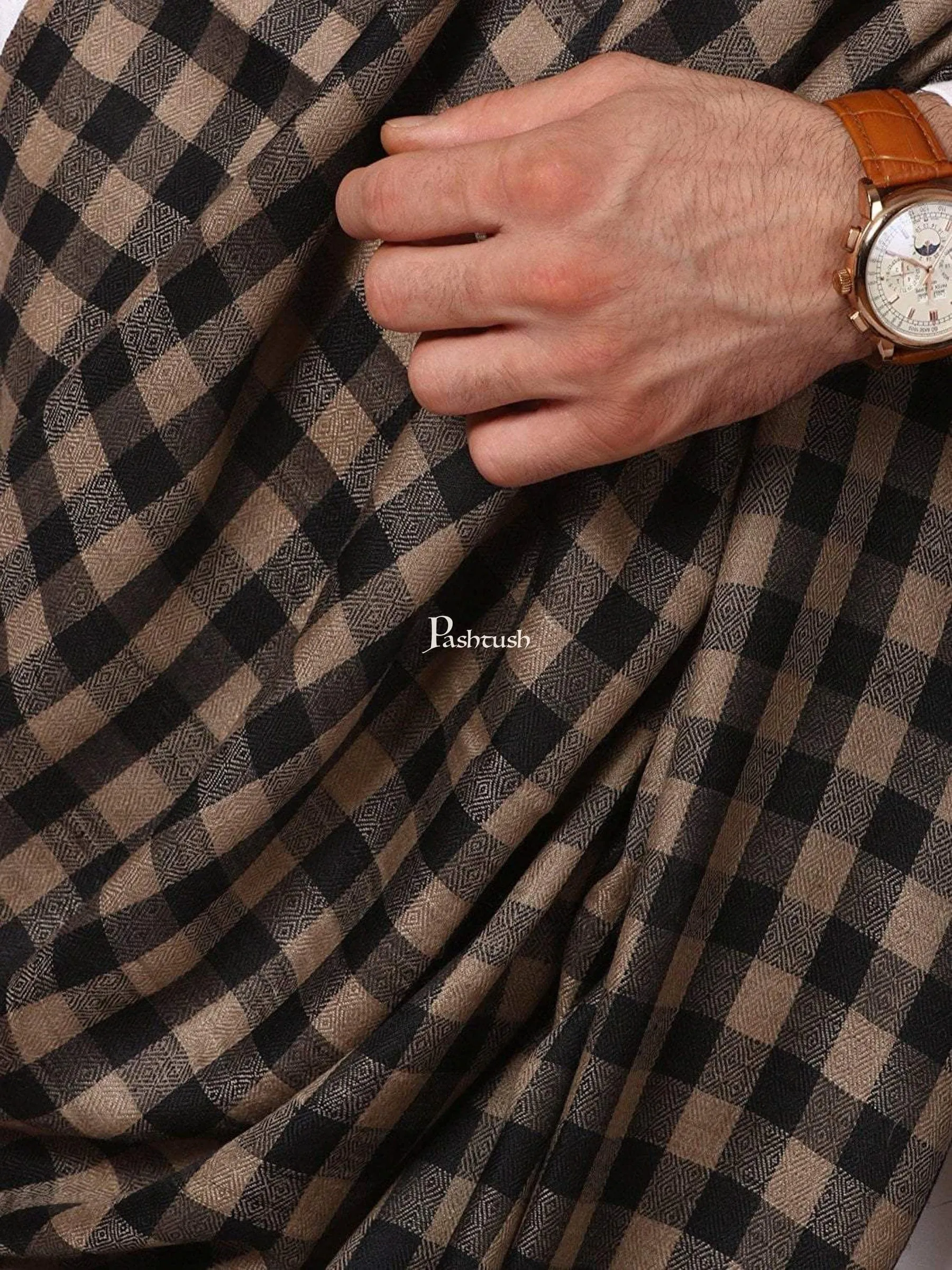 Pashtush His and Her set of Fine Wool Shawls, With Premium Gift Box, Checkered Beige and Black