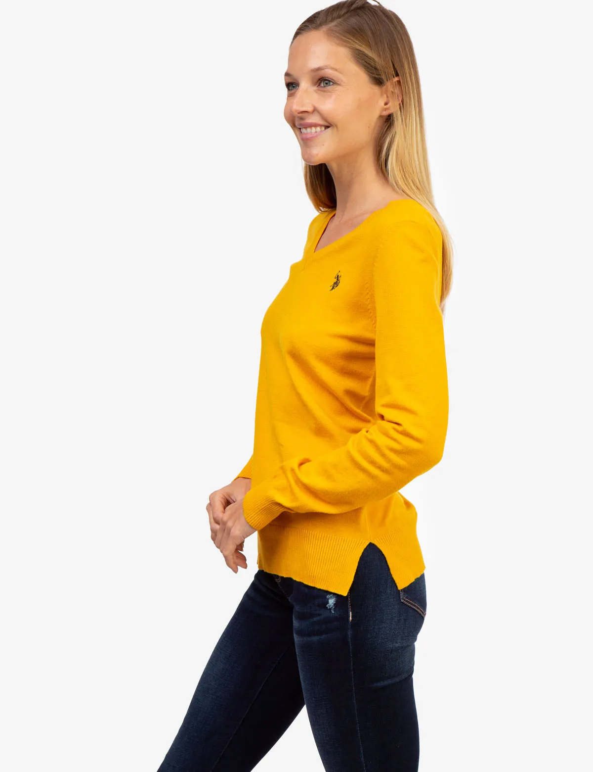 SOFT TOUCH V-NECK SWEATER