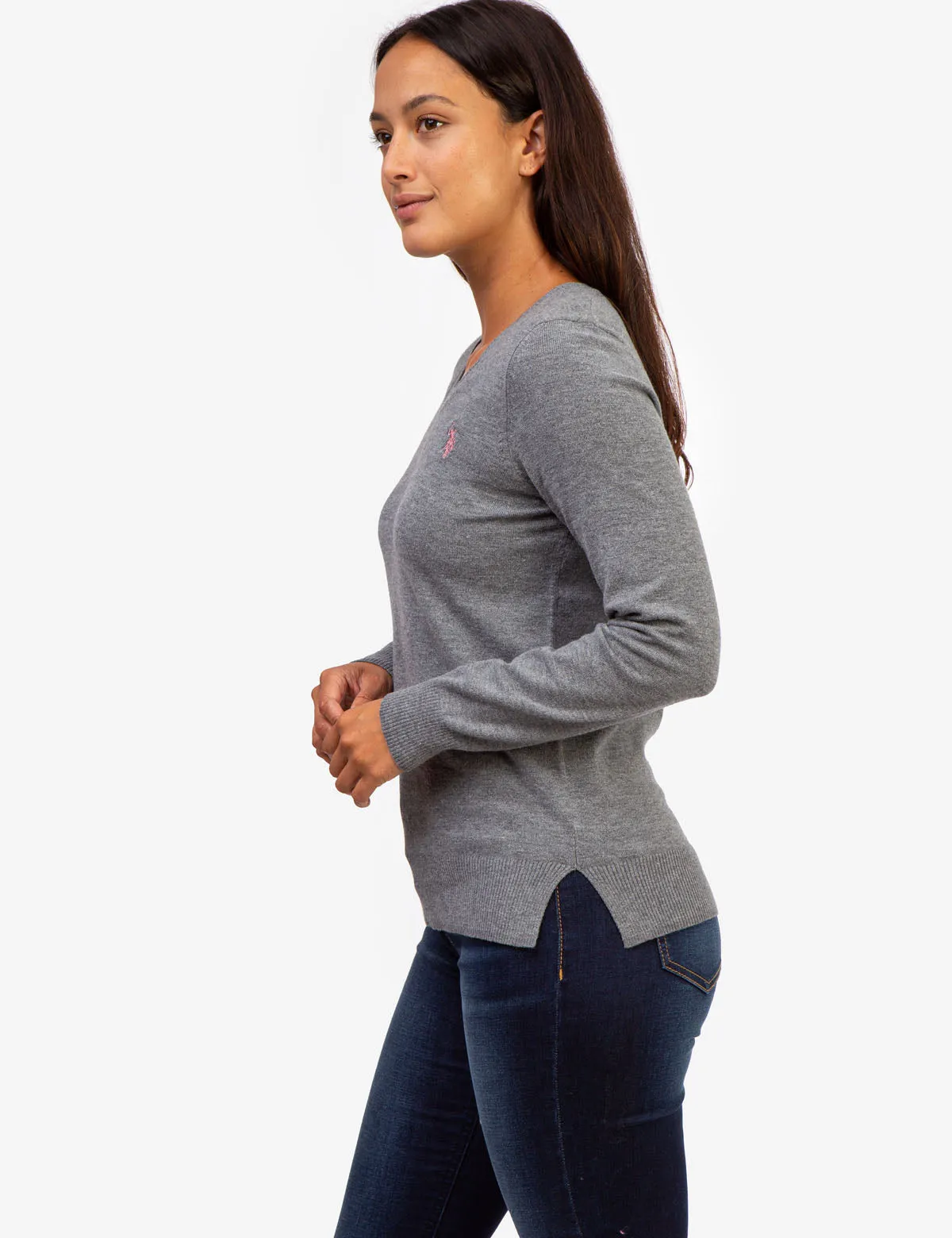 SOFT TOUCH V-NECK SWEATER
