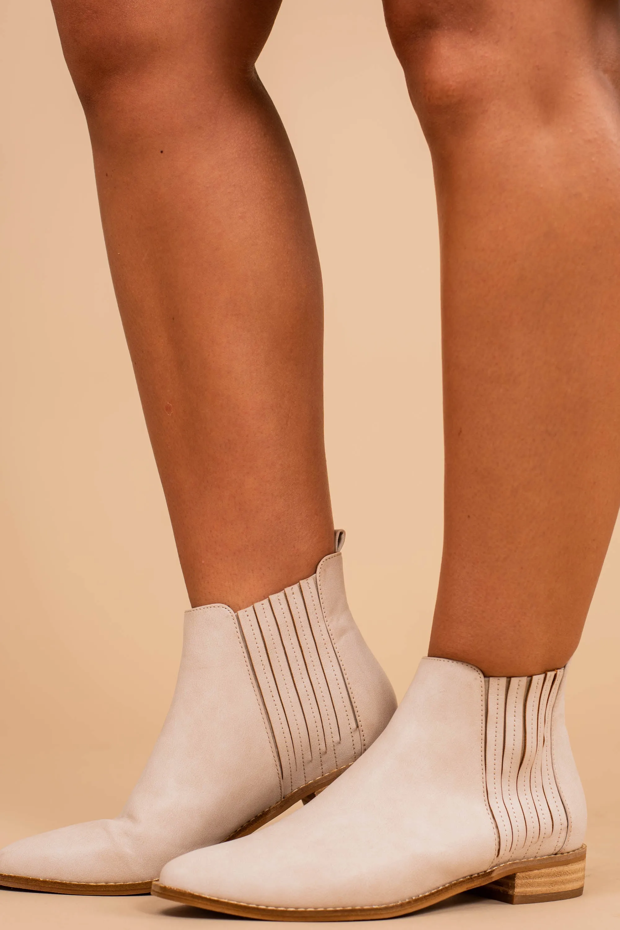 What A Stunner White Booties
