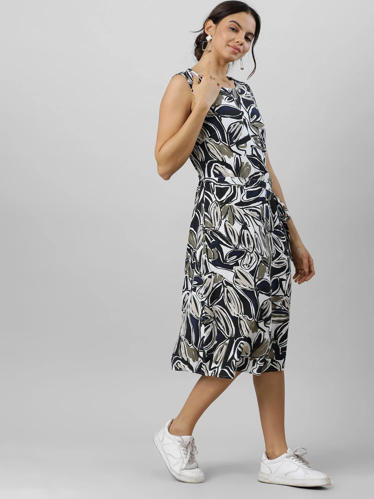 Women Chic Sleeveless White Print Dress