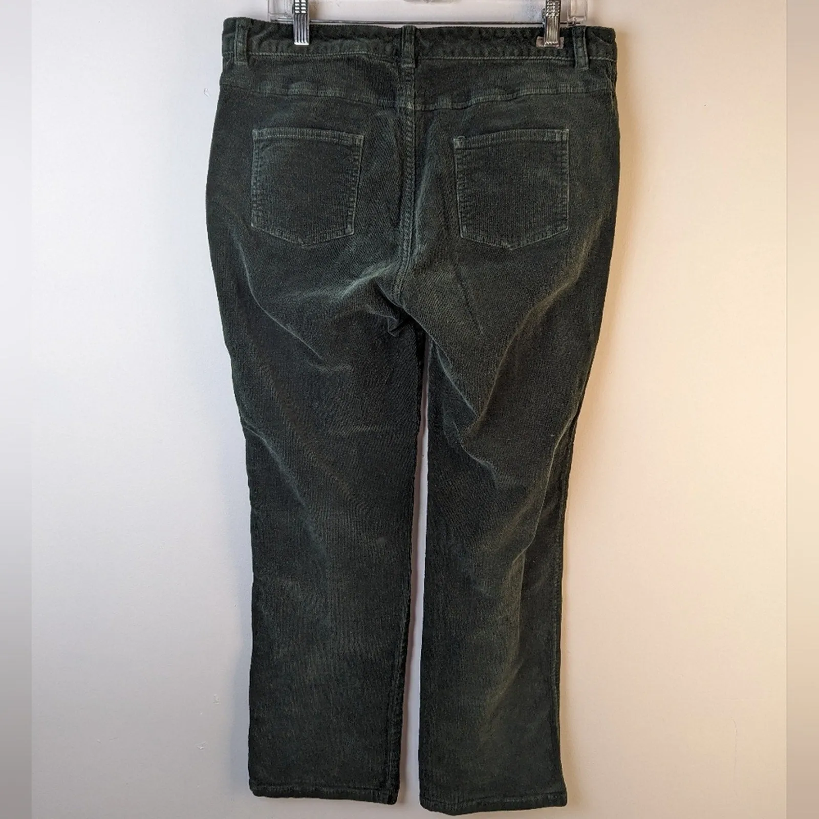 Woolrich Green Corduroy Pants / 12